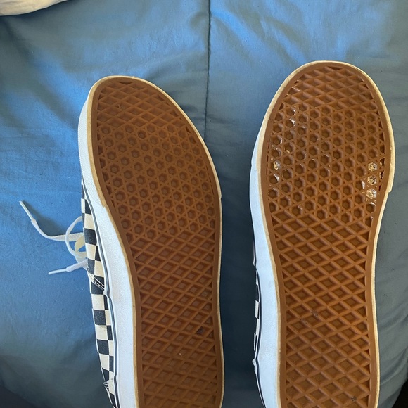 It’s brand new. Never Worn! - Picture 2 of 5